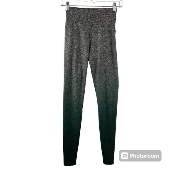 Beyond Yoga Gray and Green Ombré Leggings - Picture 1 of 6